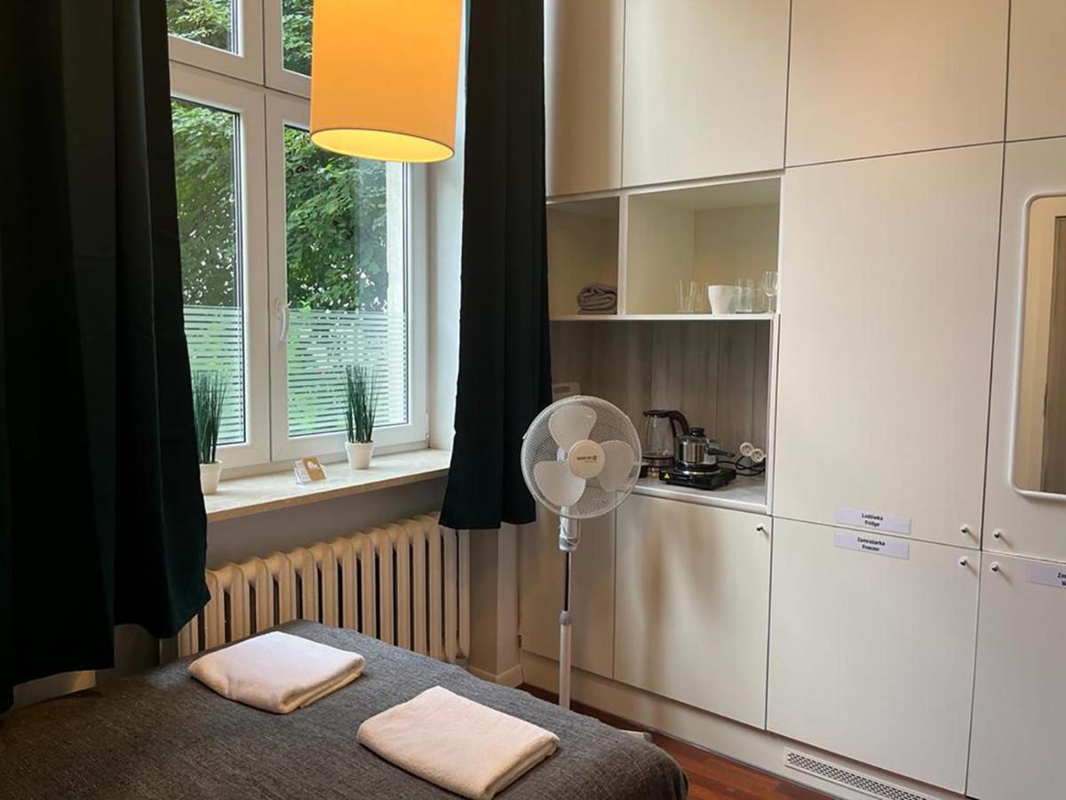 Labo Apartment Chmielna Warschau Exterior foto
